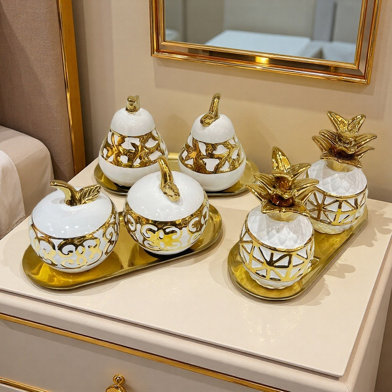 Electroplated white gold apple and pear storage jar, European ceramic vase, handicraft display item, soft decoration storage jar, luxurious fruit-shaped ceramic jar Specification image