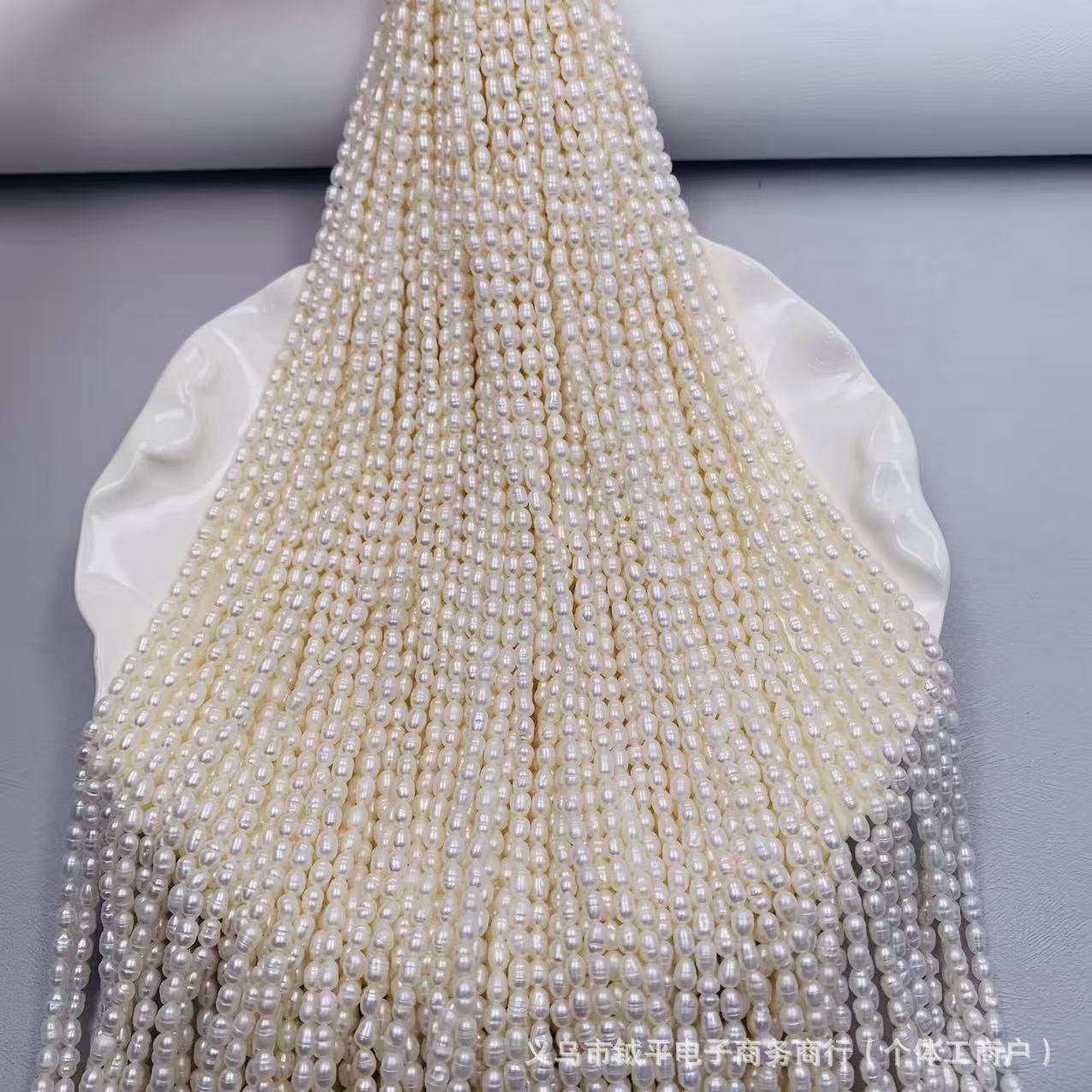 树脂工艺品实物图