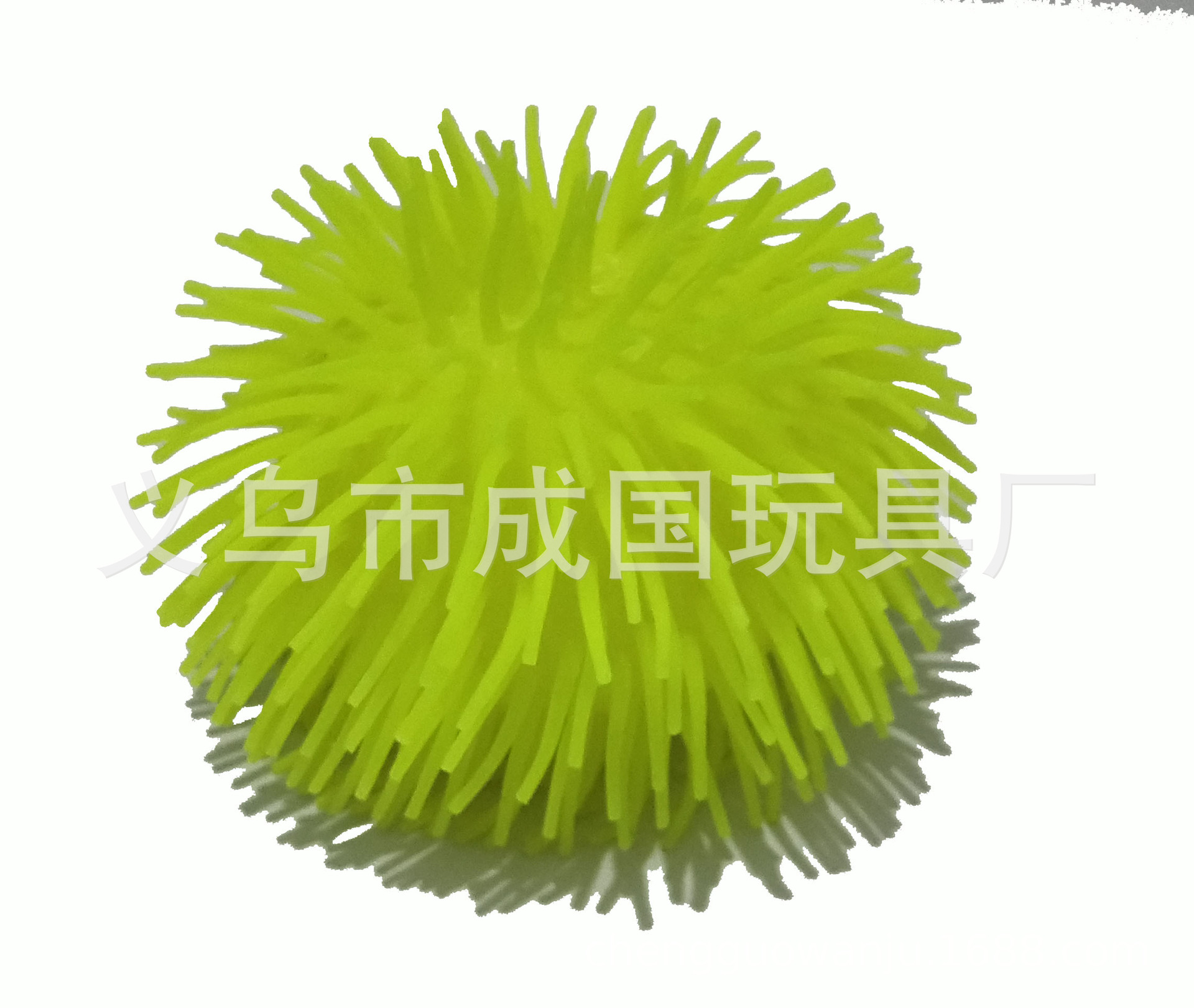 厂家供应 全毛 毛毛球 tpr材质 外贸发光荧光迷你发光白底实物图