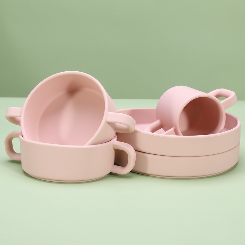亚马逊婴儿硅胶餐盘过FDA宝宝辅食碗硅胶软勺子儿童水杯餐具套装