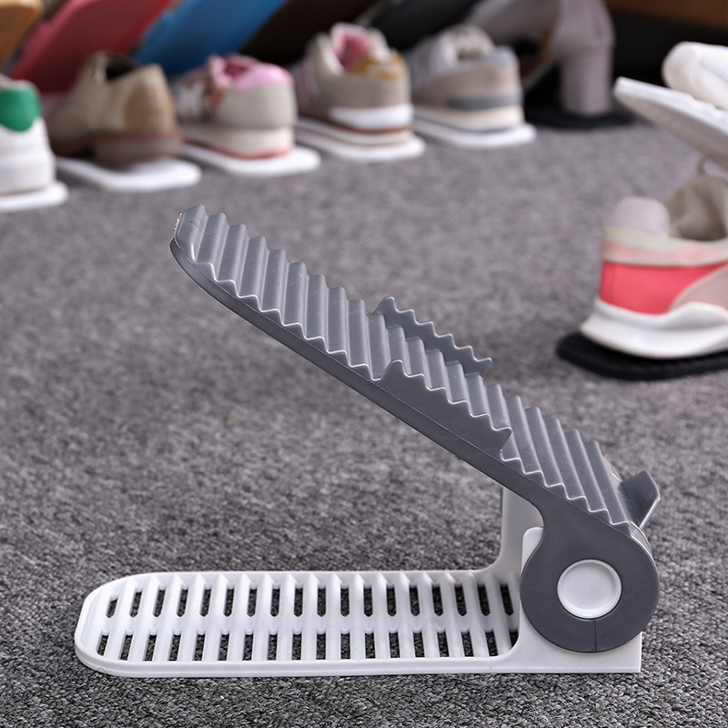 Plastic shoe rack and shoe support, parent-child splicing, fourth-generation adjustable, simple and creative home storage, European-style shoe cabinet for home use Application Scenario