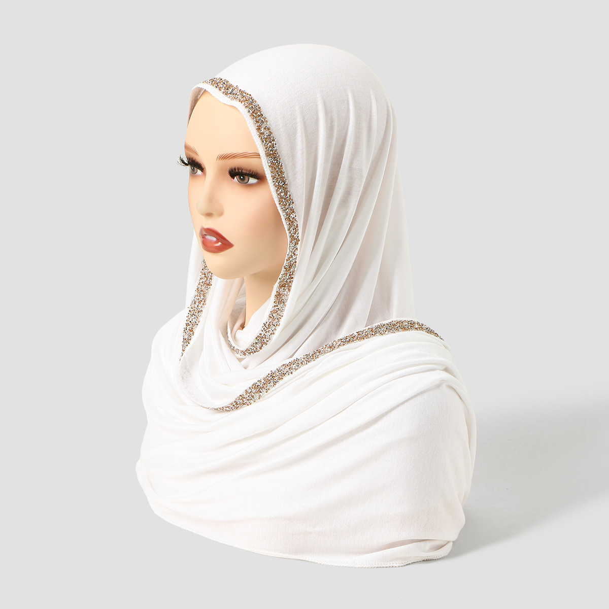 This is a popular new solid-color leaf rhinestone of varying lengths in foreign trade. It's a fashionable and lazy headscarf with a soft and comfortable small cap for women Specification image