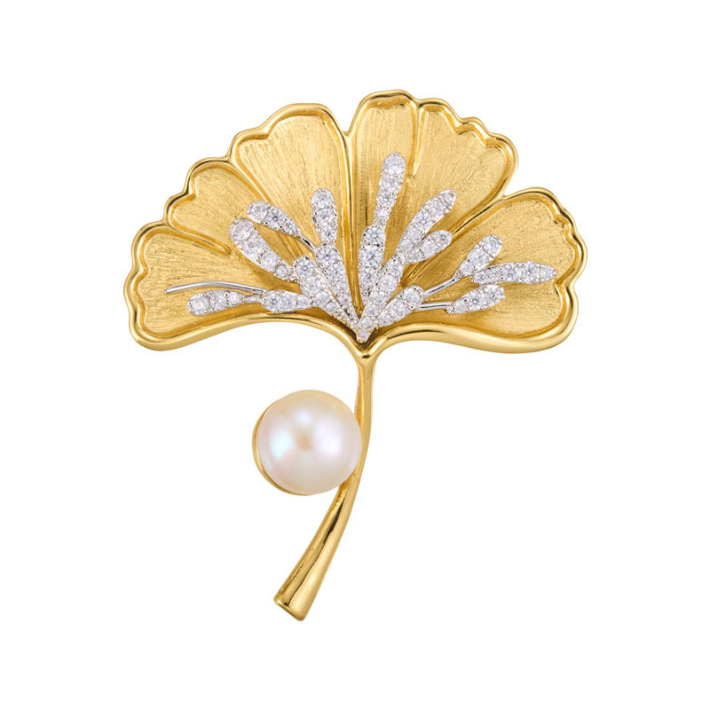 A light luxury and high-end two-color gold brushed ginkgo leaf brooch, copper alloy, real gold electroplated, slightly inlaid zircon brooch Item Picture