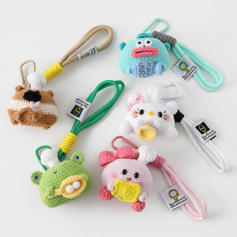 包包挂饰成品手工钩织玩偶包挂系列款第二季青蛙钥匙扣丑鱼登山扣白底实物图