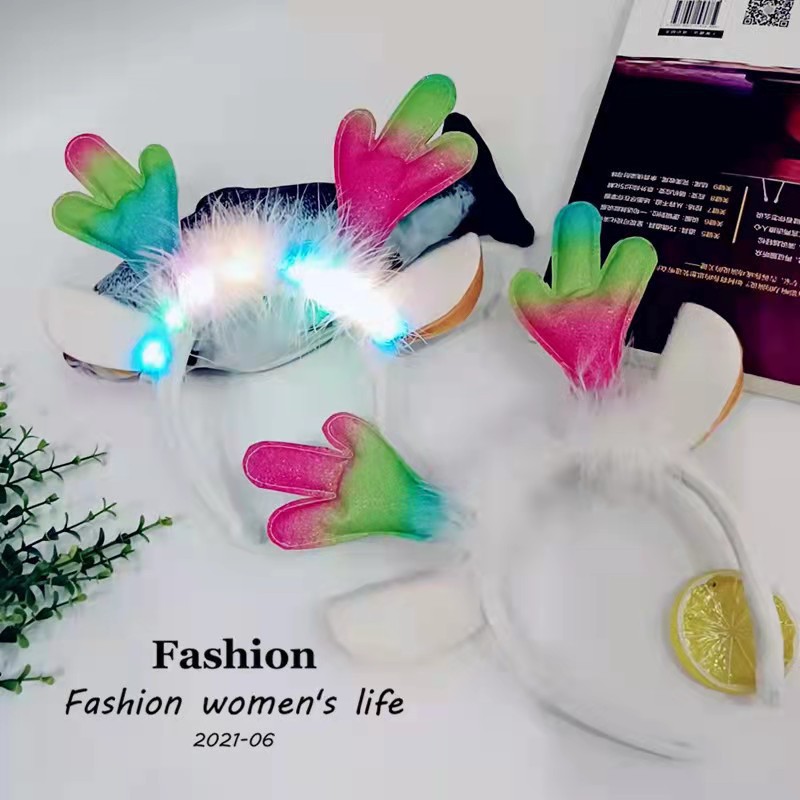 网红圣诞节发光羽毛鹿角发箍闪光耳朵鹿角发饰头扣跨境亚马逊专供产品图