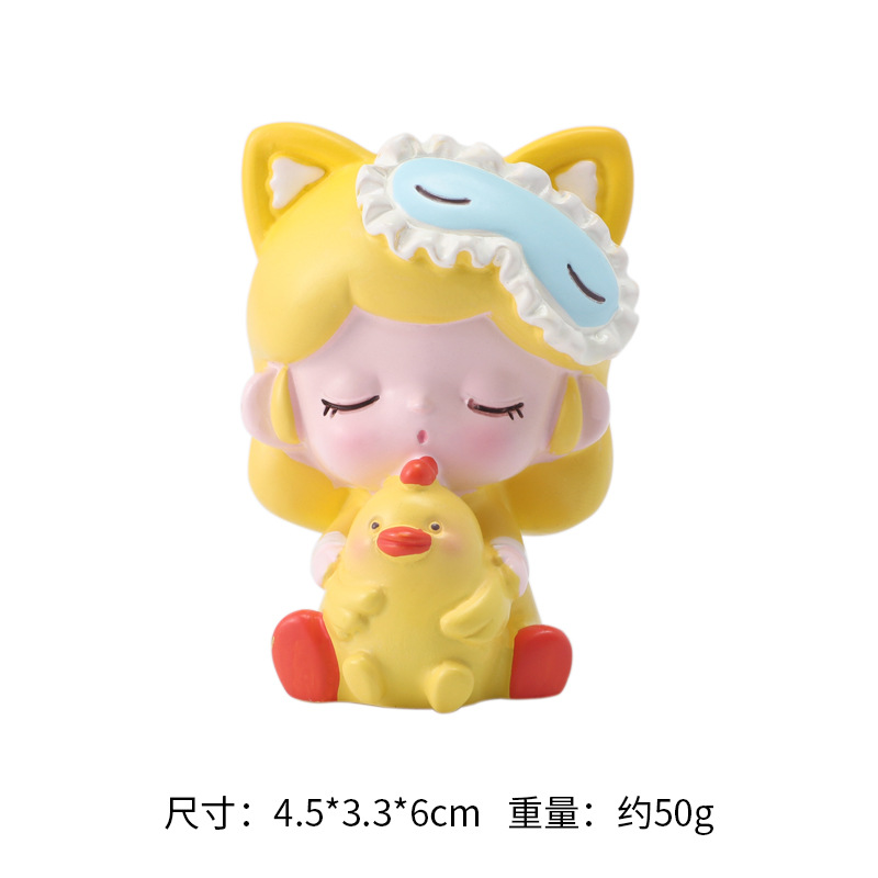 Cute park trendy resin figurines, desktop decorations, children's and student gifts, girlish heart dolls, birthday presents Item Picture