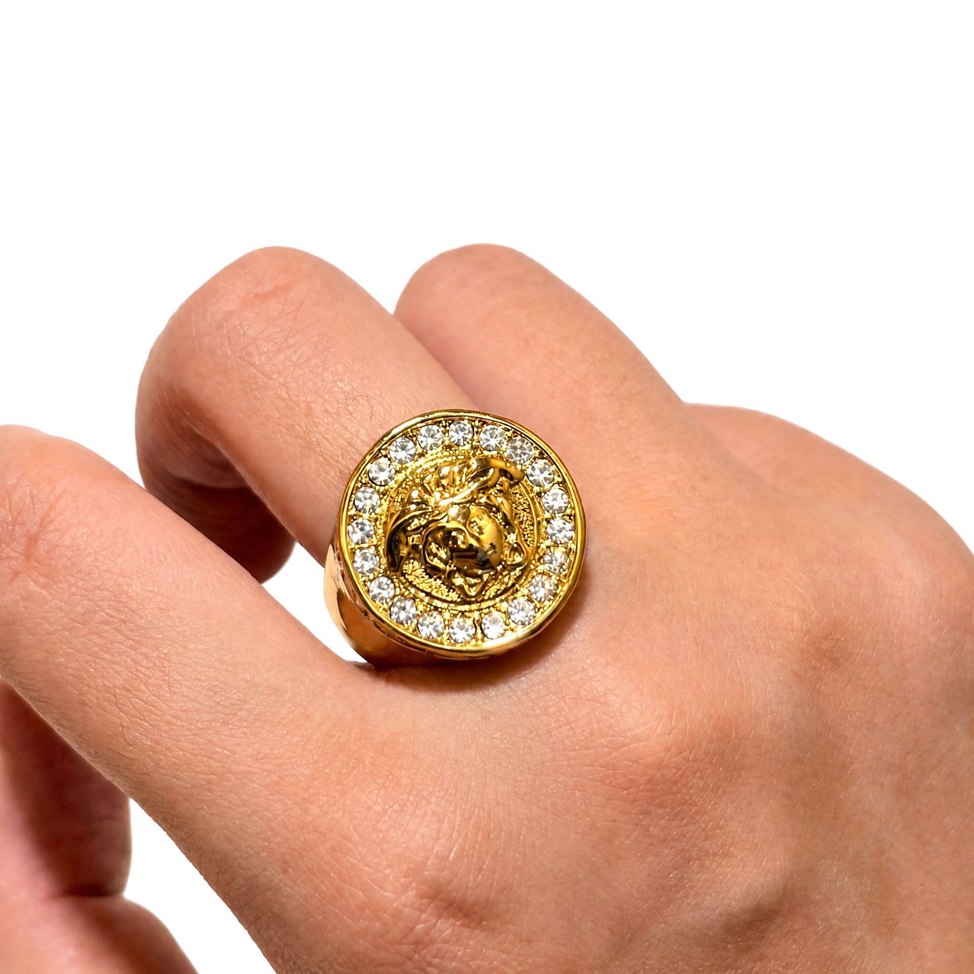 Cross-border retro men's titanium steel ring, embossed square badge ring, hip-hop punk wide finger ring, gold and silver jewelry details Picture