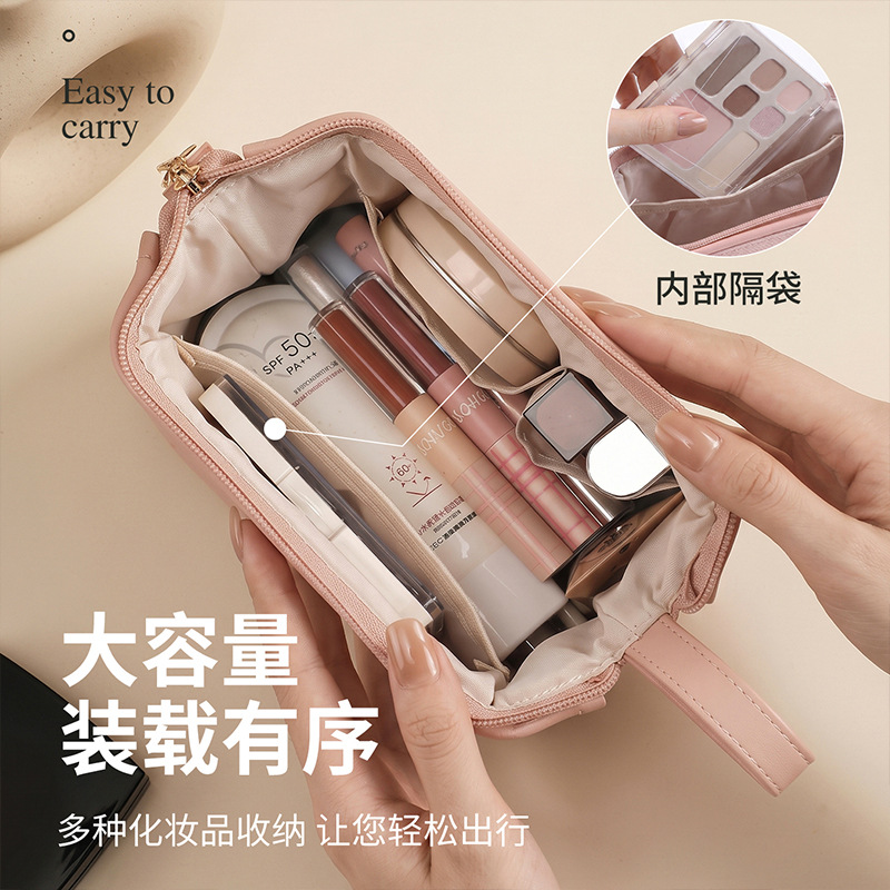 Portable small-sized cosmetic bag for women 2026, new high-end toiletry bag, small cosmetic storage bag for going out details Picture