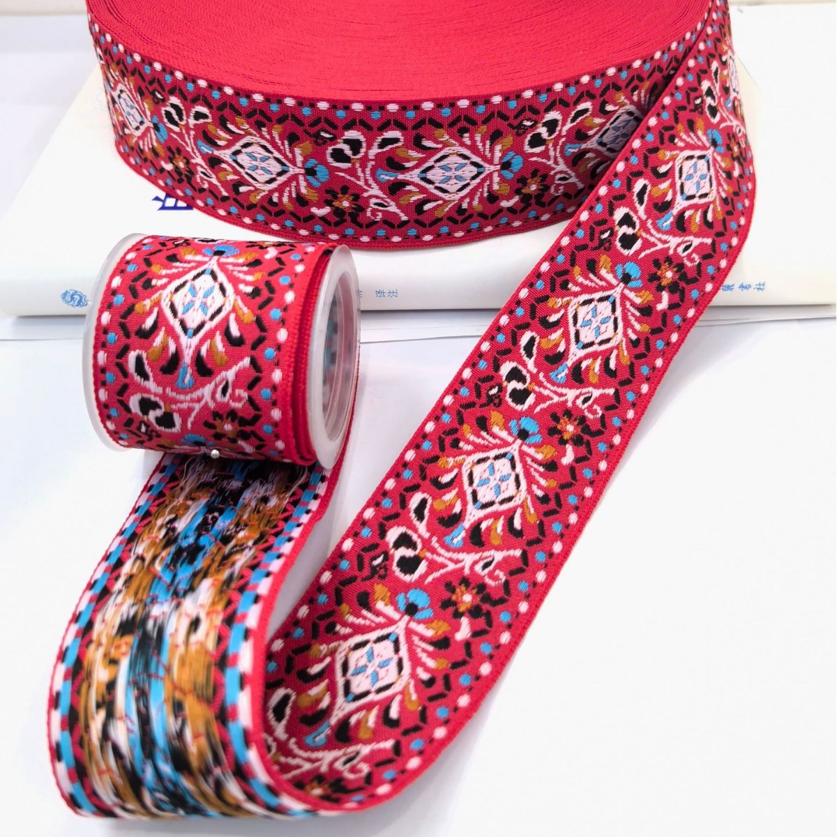 Wholesale of 4.0cm retro ethnic style totem pattern jacquard webbing lace ethnic clothing webbing accessories in stock Specification image