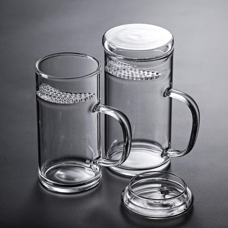Factory wholesale glass crescent-shaped cups, household green tea cups, heat-resistant glass cups with built-in filters, and tea brewing cups with handles details Picture