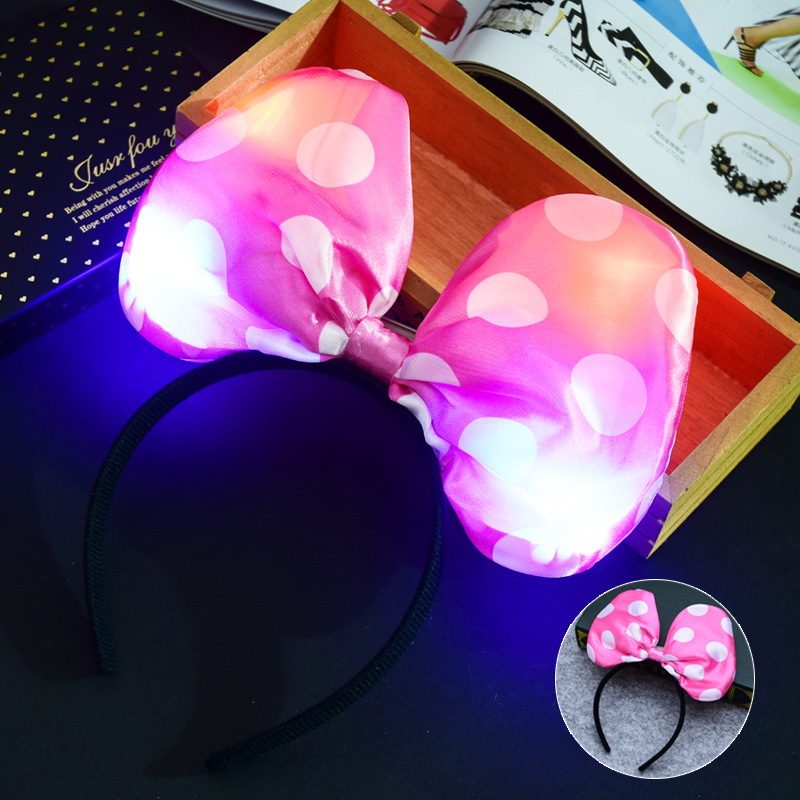 Christmas hot sales: Sparkling fabric bow headband, glowing pudding, Mickey headwear, concert street stall toys, free shipping Application Scenario