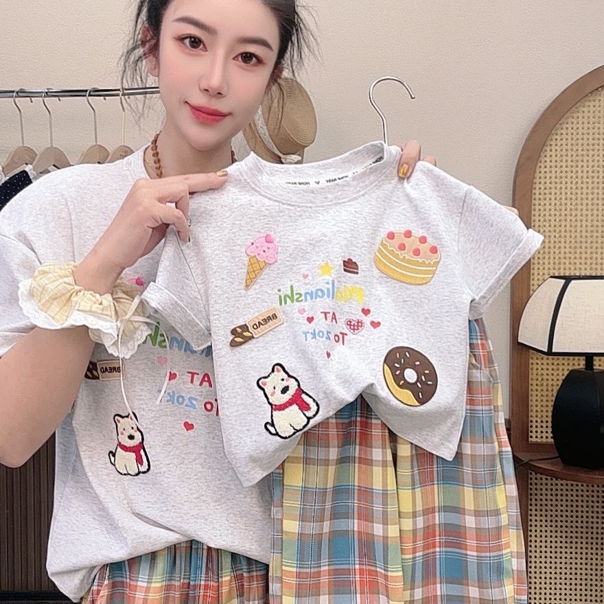 2025 Rainbow Cake Summer New Homemade Heavy Embroidery Girls' Parent-Child Set, short-sleeved T-shirt, plaid Pants Application Scenario
