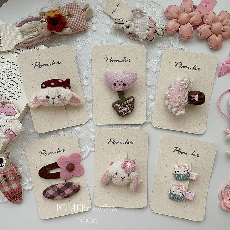 Acrylic cute children's hairpins, gripper hair accessories, fashionable little princess hairpins Specification image