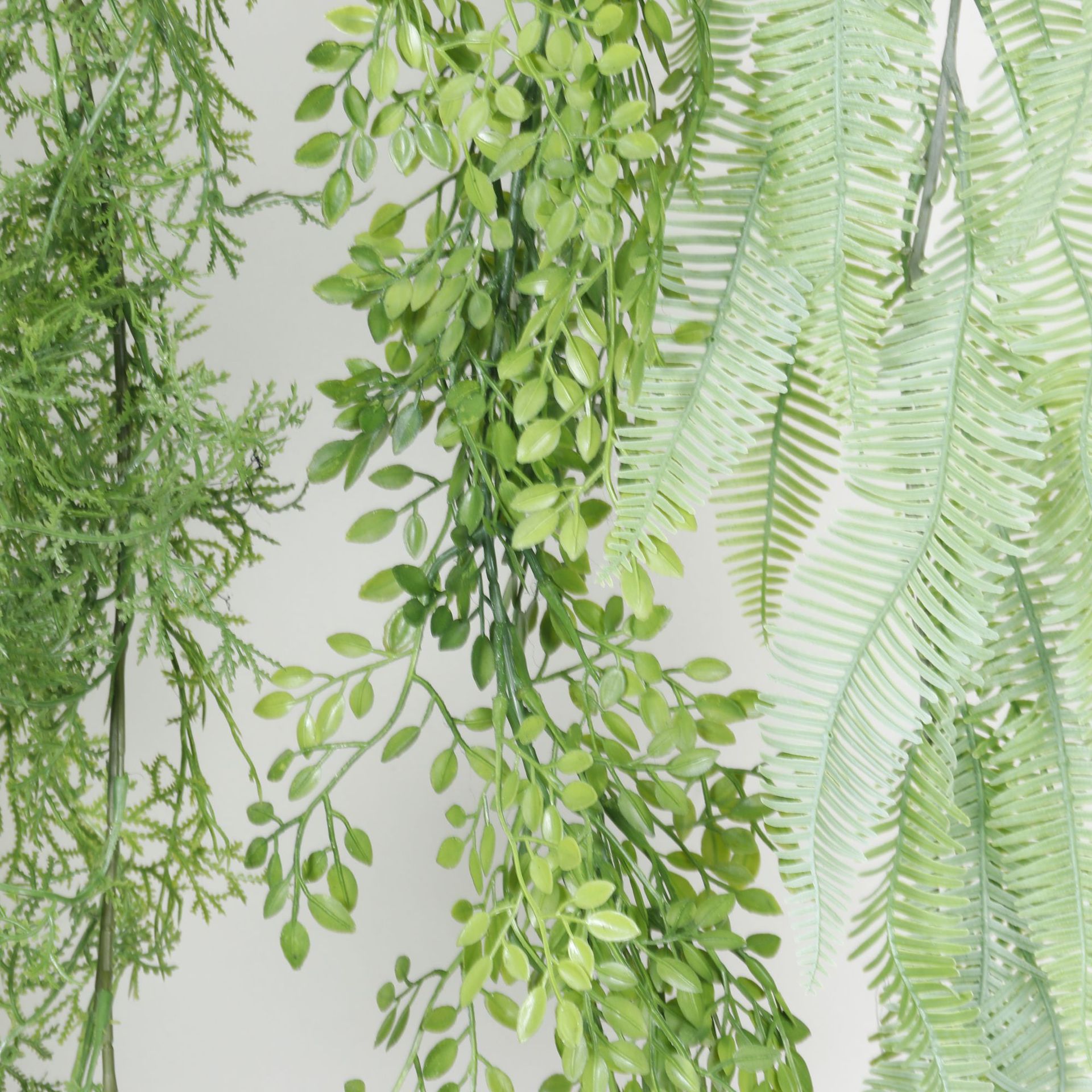 Wholesale artificial wall-hung green plants, ferns, hanging plants, artificial vines, exhibition hall pipes, wall decoration green plants details Picture
