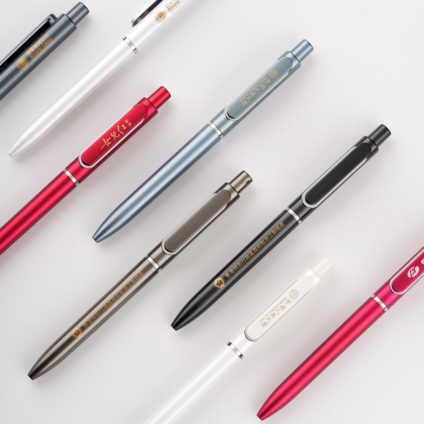 Customized heavy-touch business press gel pens, LOGO printing advertising pens, event and conference quick-drying signature pens Application Scenario