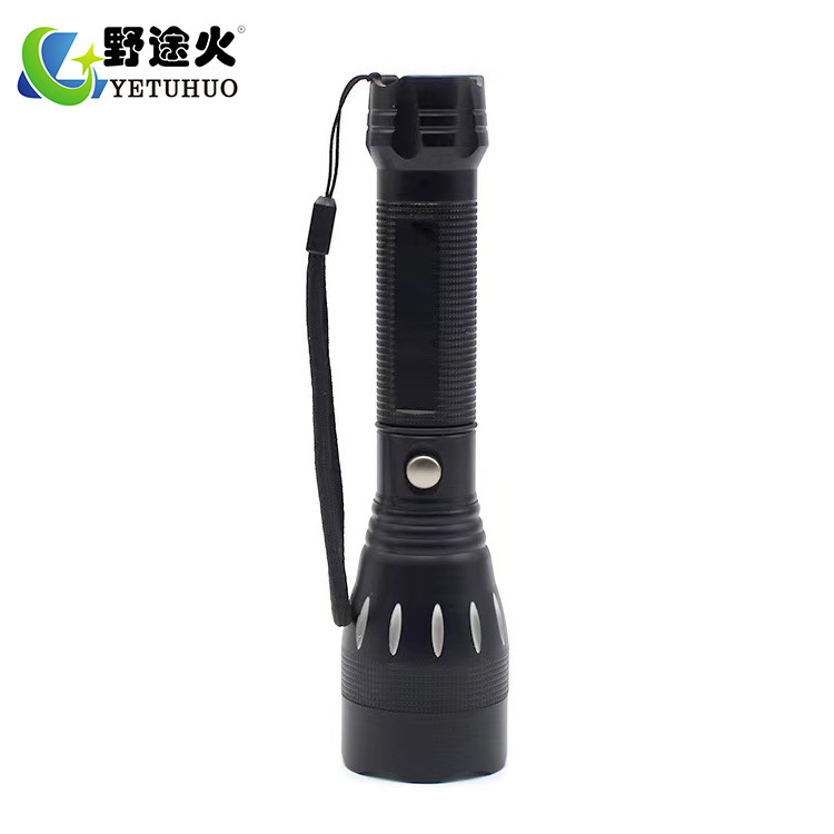Old model free logo flashlight, large light cup, focused aluminum alloy LED high-intensity charging lamp, household flashlight Item Picture