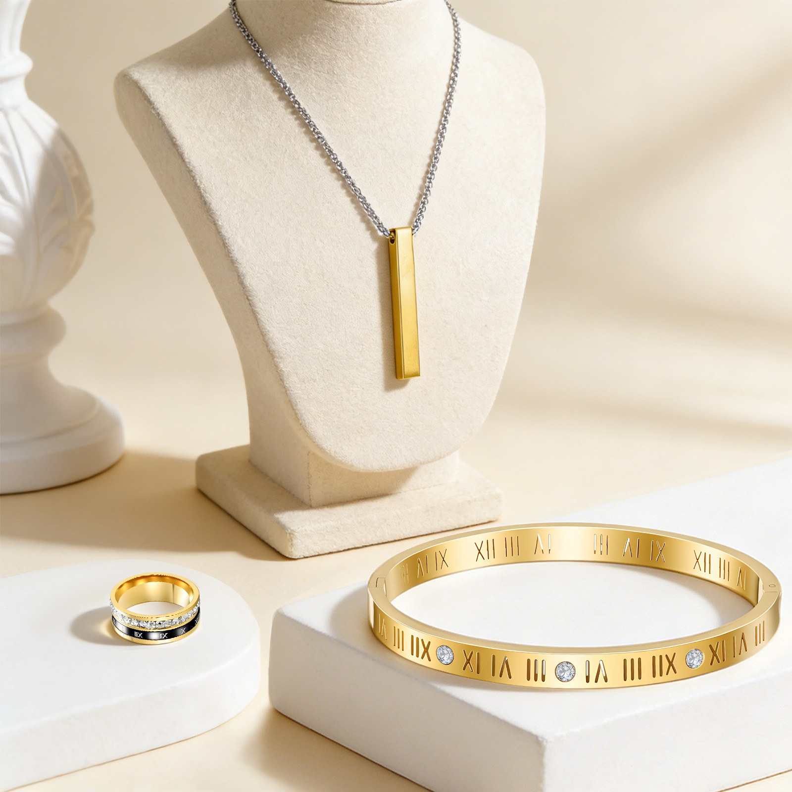 Three pieces of fashionable stainless steel rings, bracelets and necklaces with Roman numerals for cross-border European and American women details Picture