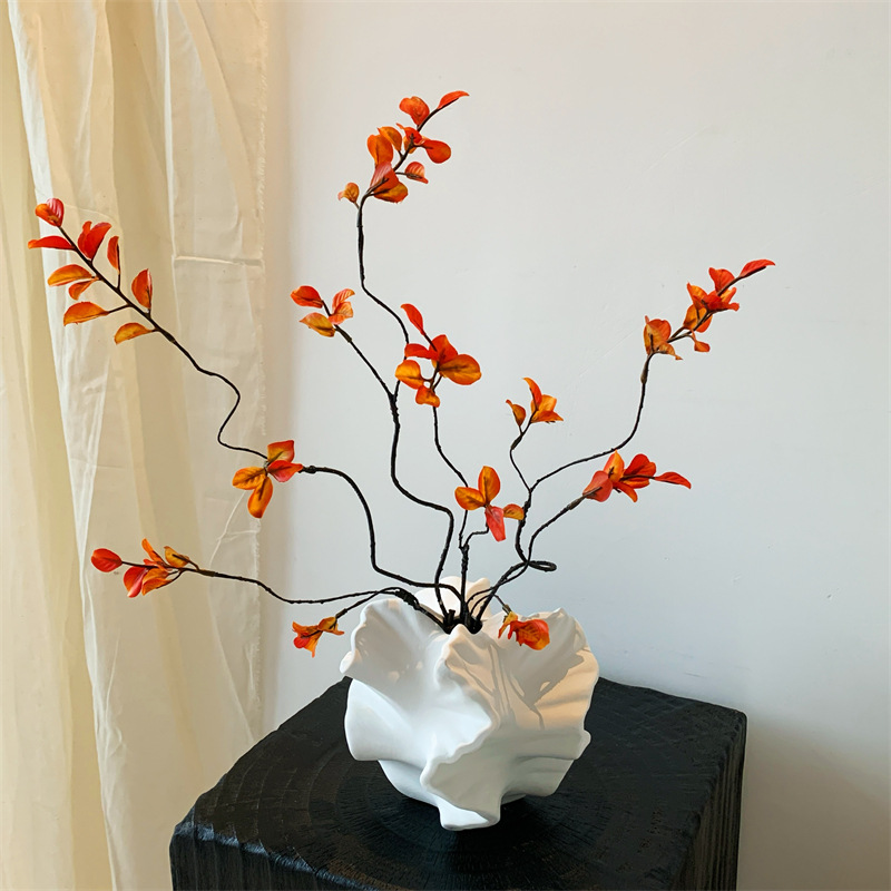 Wabi-sabi style autumn red maple leaf artificial flowers, artificial maple leaf green plants, bedroom and living room decorative flower ornaments wholesale details Picture