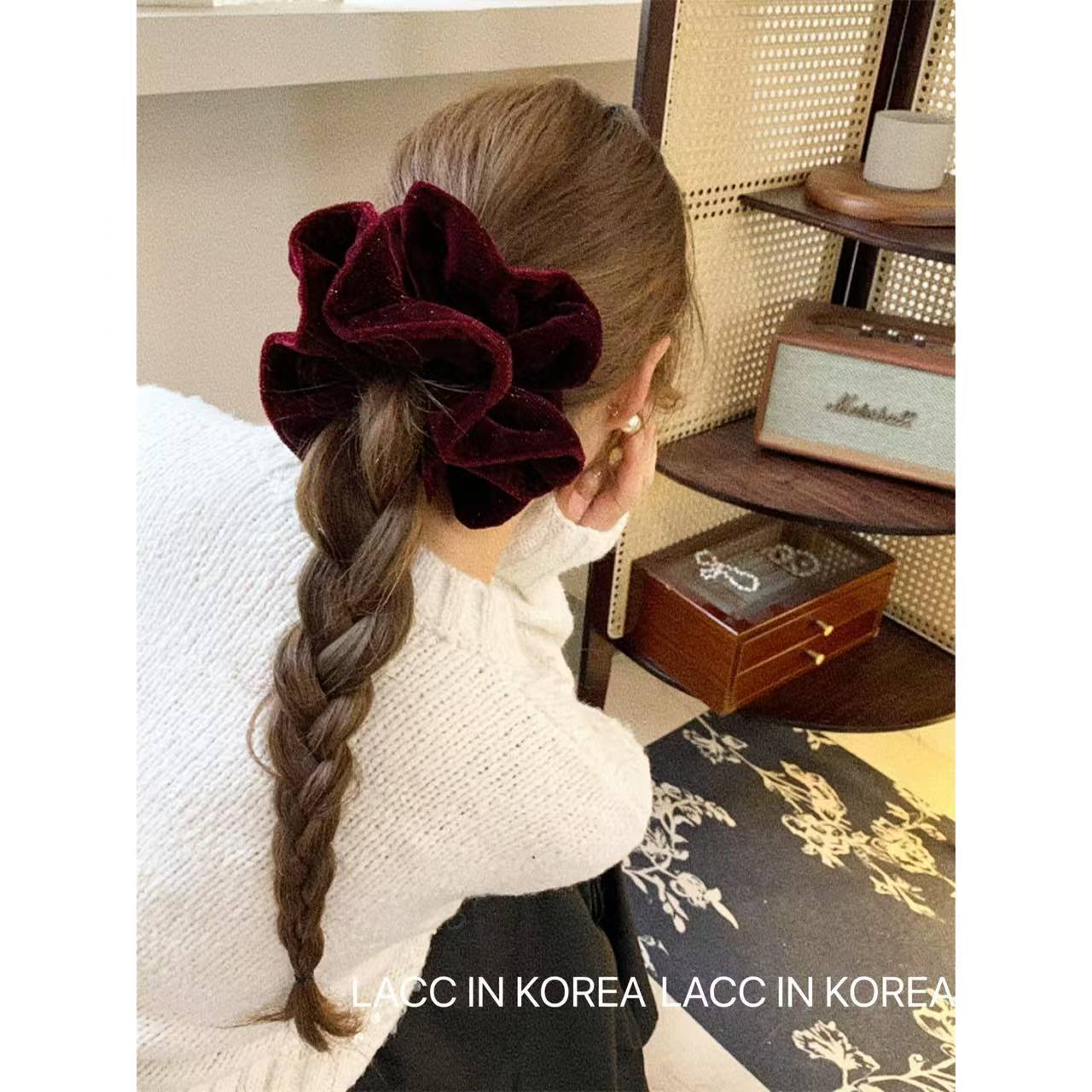Autumn and winter glittering velvet Starry Sky Large Intestine hair band, high-end and elegant velvet band, hair tie, rubber band, hair accessory details Picture