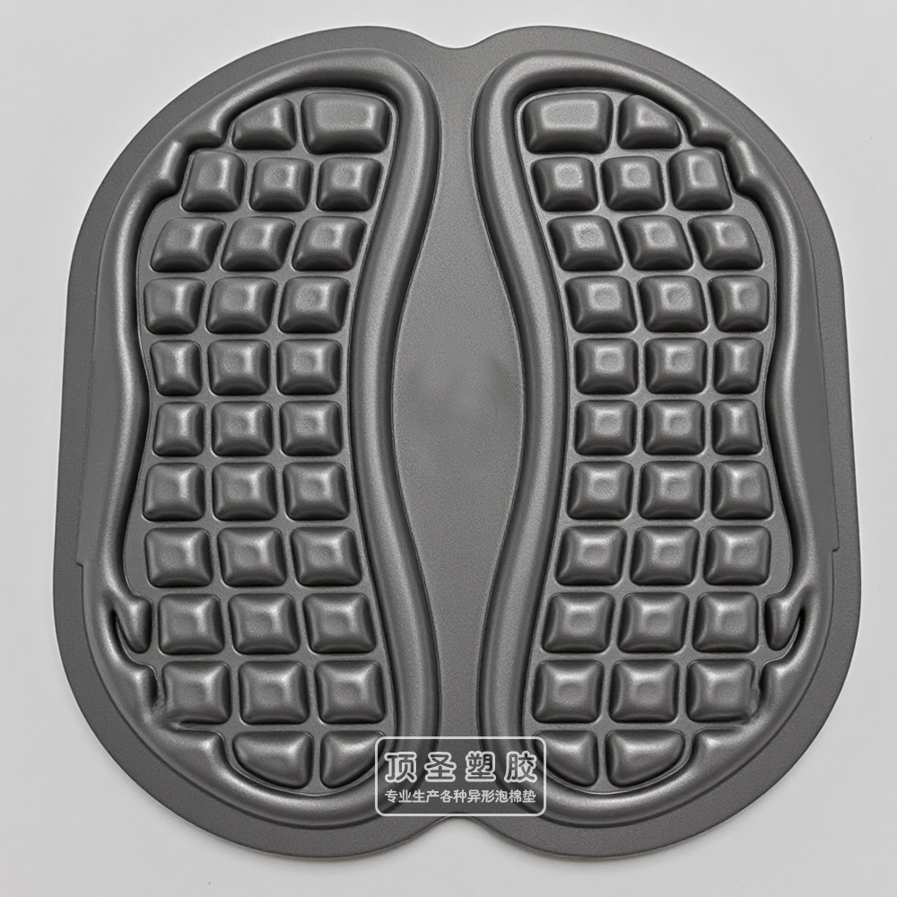 Special-shaped EVA foam is processed by cold pressing and hot pressing in one step. EVA sponge is molded and shaped with small dot star gaskets