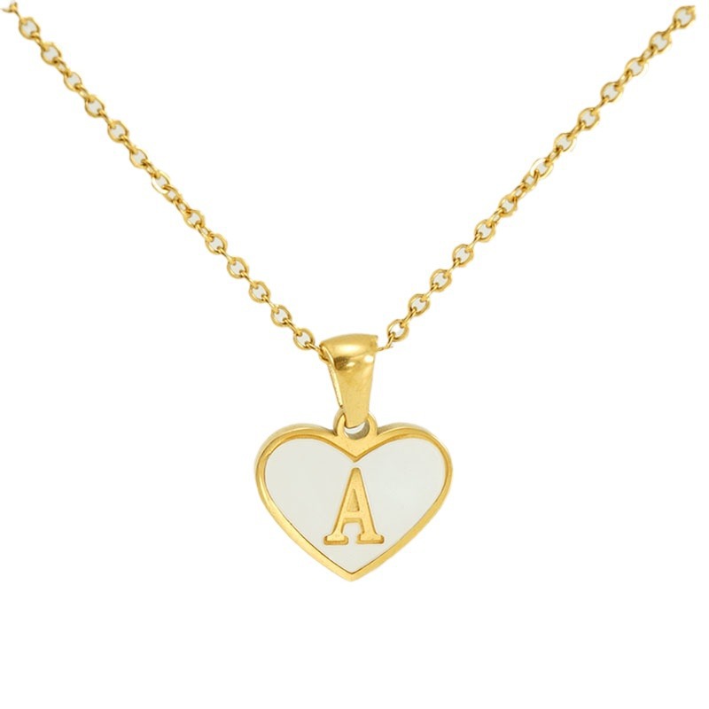 Cross-border bestseller: 26-letter heart-shaped shell necklace, a versatile stainless steel letter pendant for women with a European and American style
