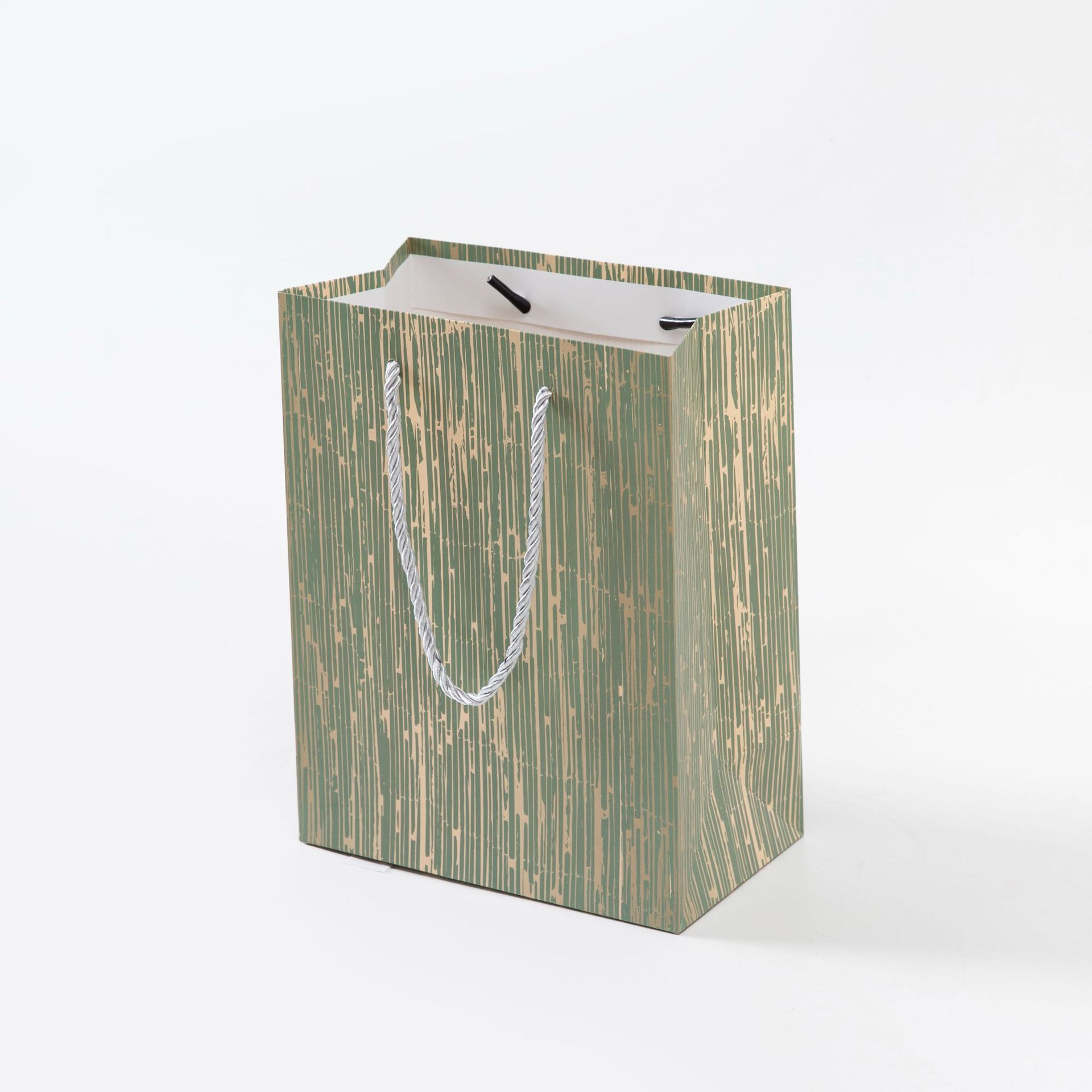 In-stock simple and high-end, colorful hand-held bags, silver-embossed gift packaging bags, clothing gift hand-held paper bags, wholesale paper bags, gift bags details Picture
