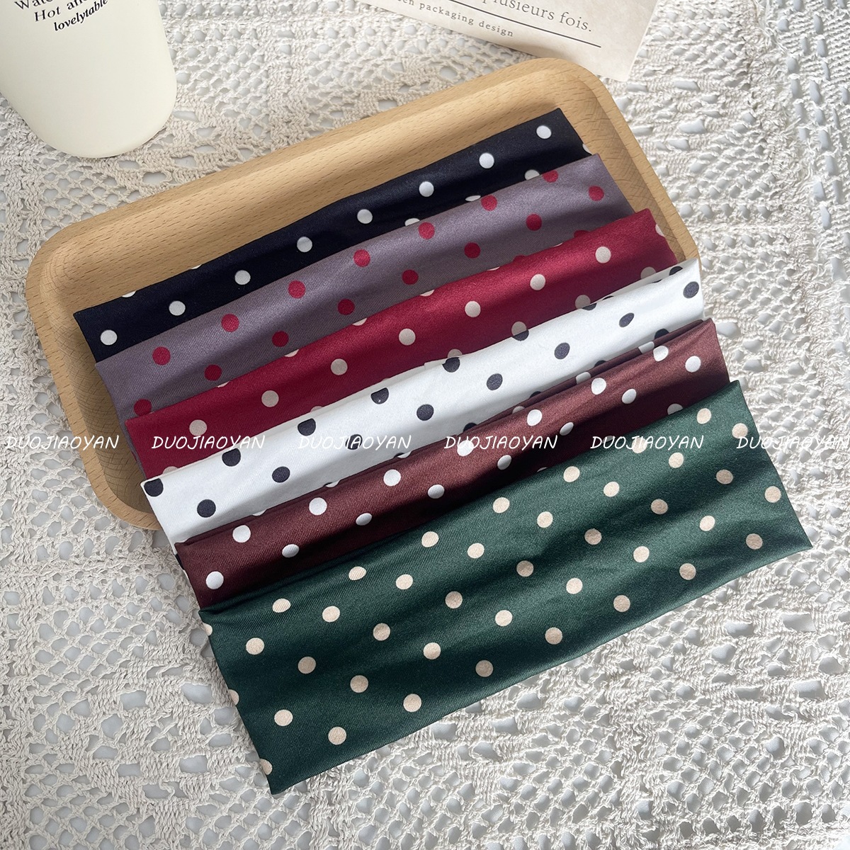 Cross-border new retro polka dot hair band, high-end and fashionable polka dot hair accessory, yoga elastic sports headband, headscarf for women Item Picture