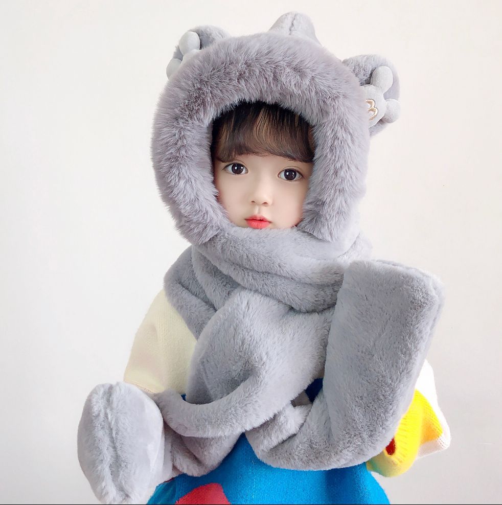One-piece consignment of children's three-piece hats, winter cute girls' scarves, gloves, one-piece hats, baby fleece and thickened plush warmth, wholesale from street stalls Specification image