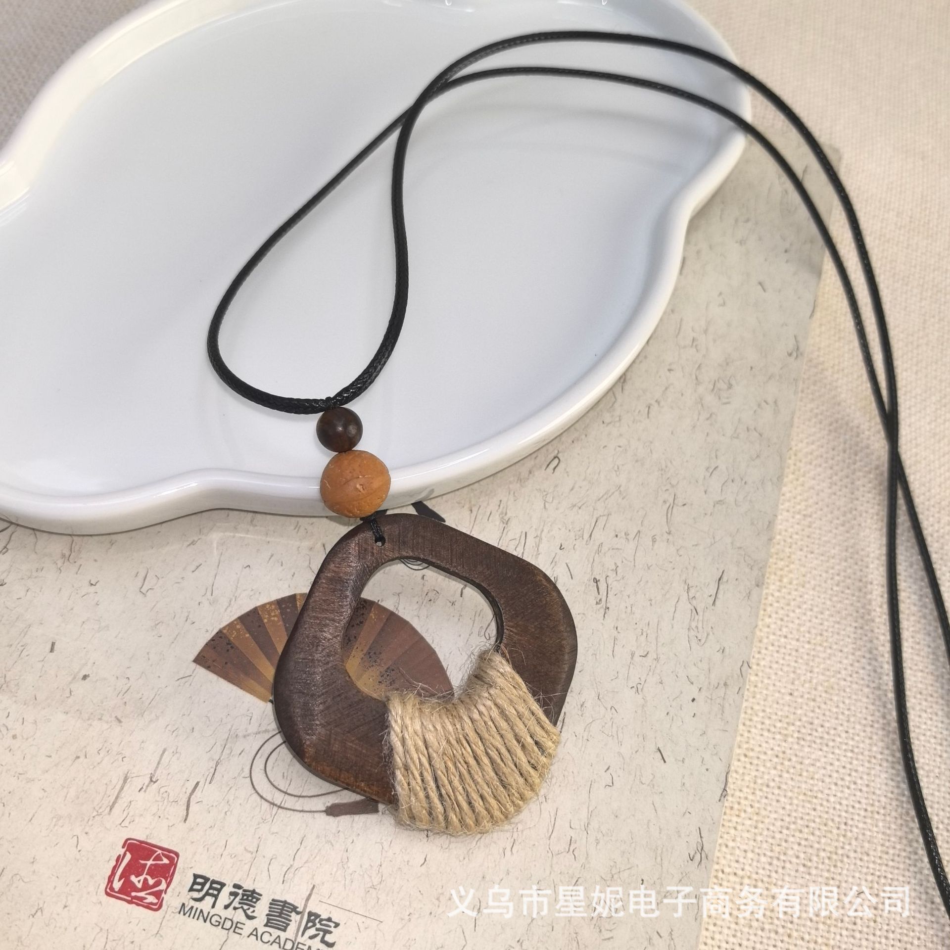 项链/珍珠项链/挂绳/首饰女短款优雅/经典项链细节图