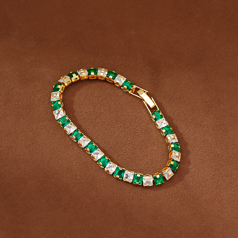 Retro Hong Kong-style emerald zircon bracelet, fashionable, individual, elegant and high-end bracelet, a bestseller in 2026 live streaming details Picture