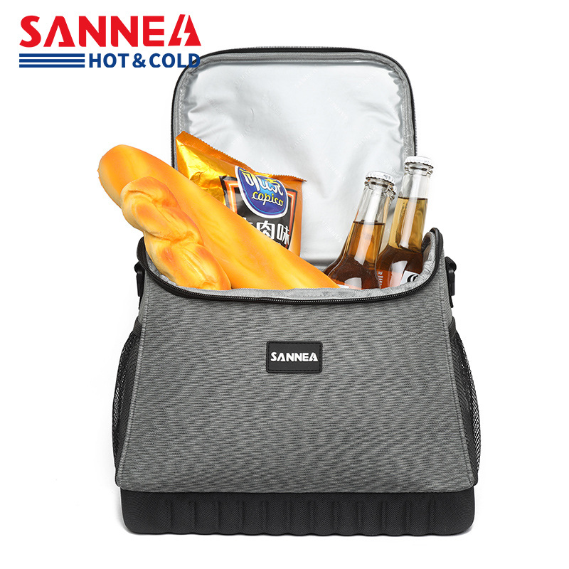 午餐包/保冷包/保温包/保温袋/餐包白底实物图