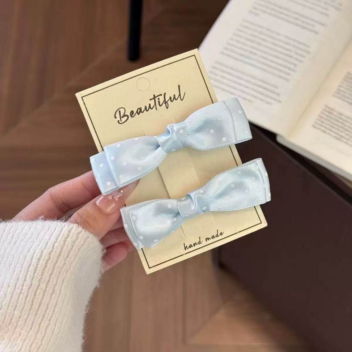 Spring and summer polka dot bow ducktail clip with a sweet and girlish heart, side bangs with a Korean ins-style fresh hair clip Specification image