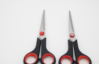 Office scissors, student scissors, learning to cut lace, fabric, teeth, and utility knives details Picture