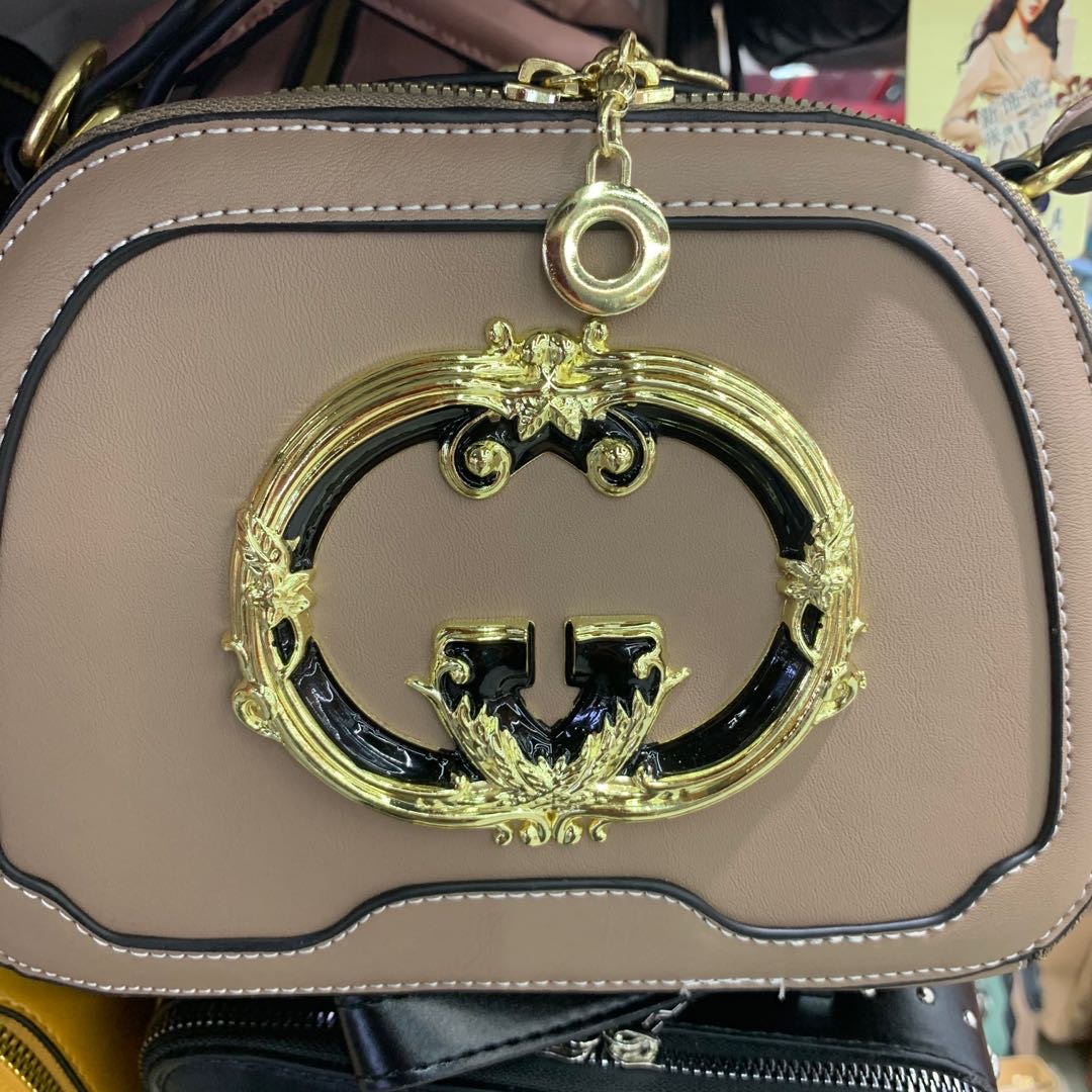 高档PU皮女士新款多功能化妆包图