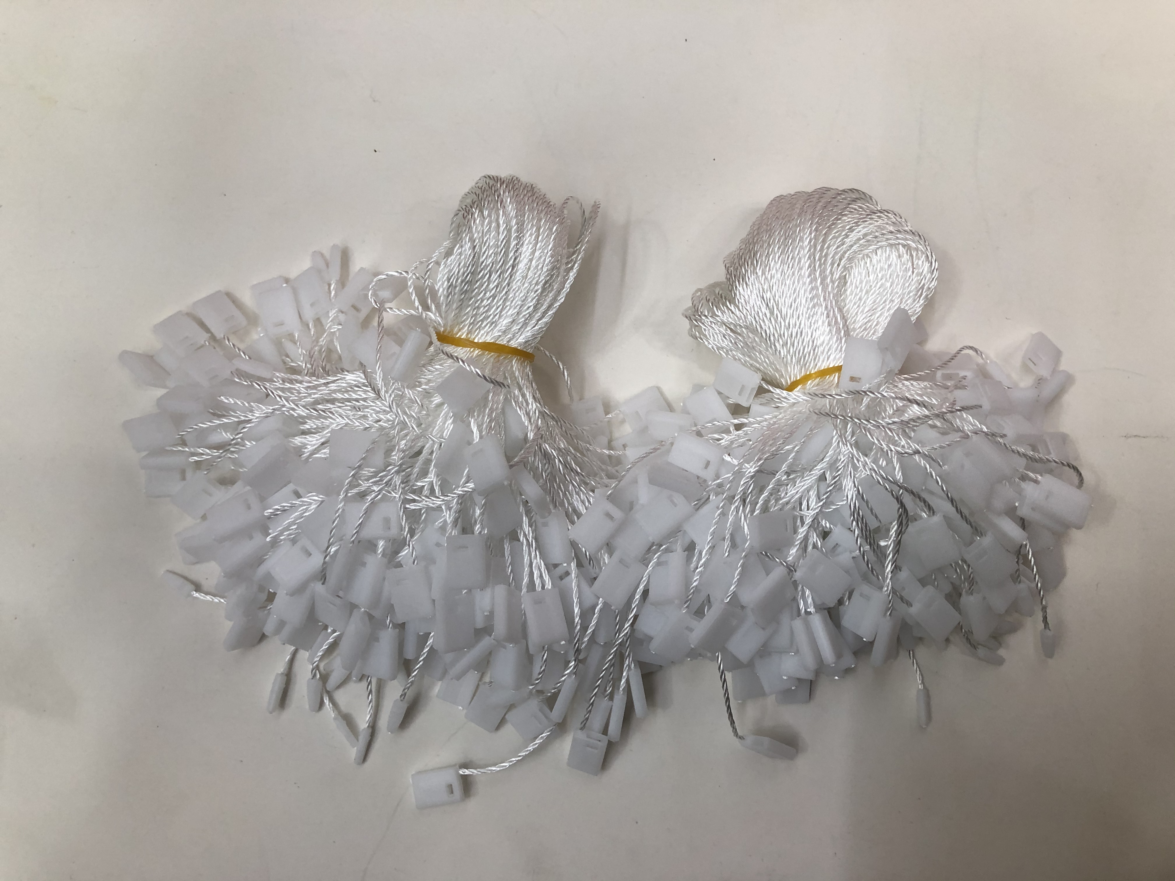 吊牌/热熔胶棒/胶针/吊牌定制/工字胶针产品图