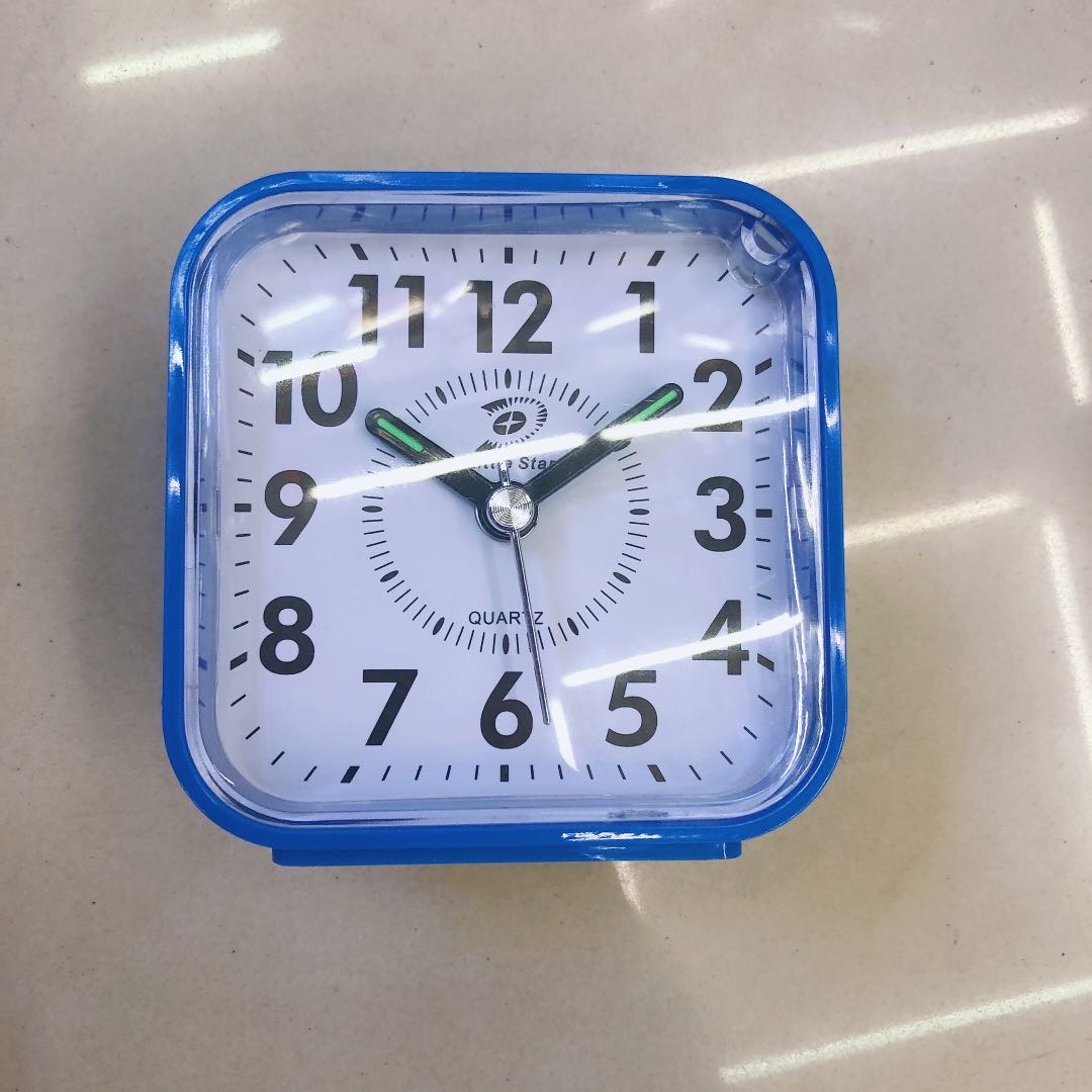 Desk of desk of desk of desk of desk of desk of desk of desk of desk of contracted household clock sits clock contemporary individual character pendulum is creative clock pendulum piece thumbnail