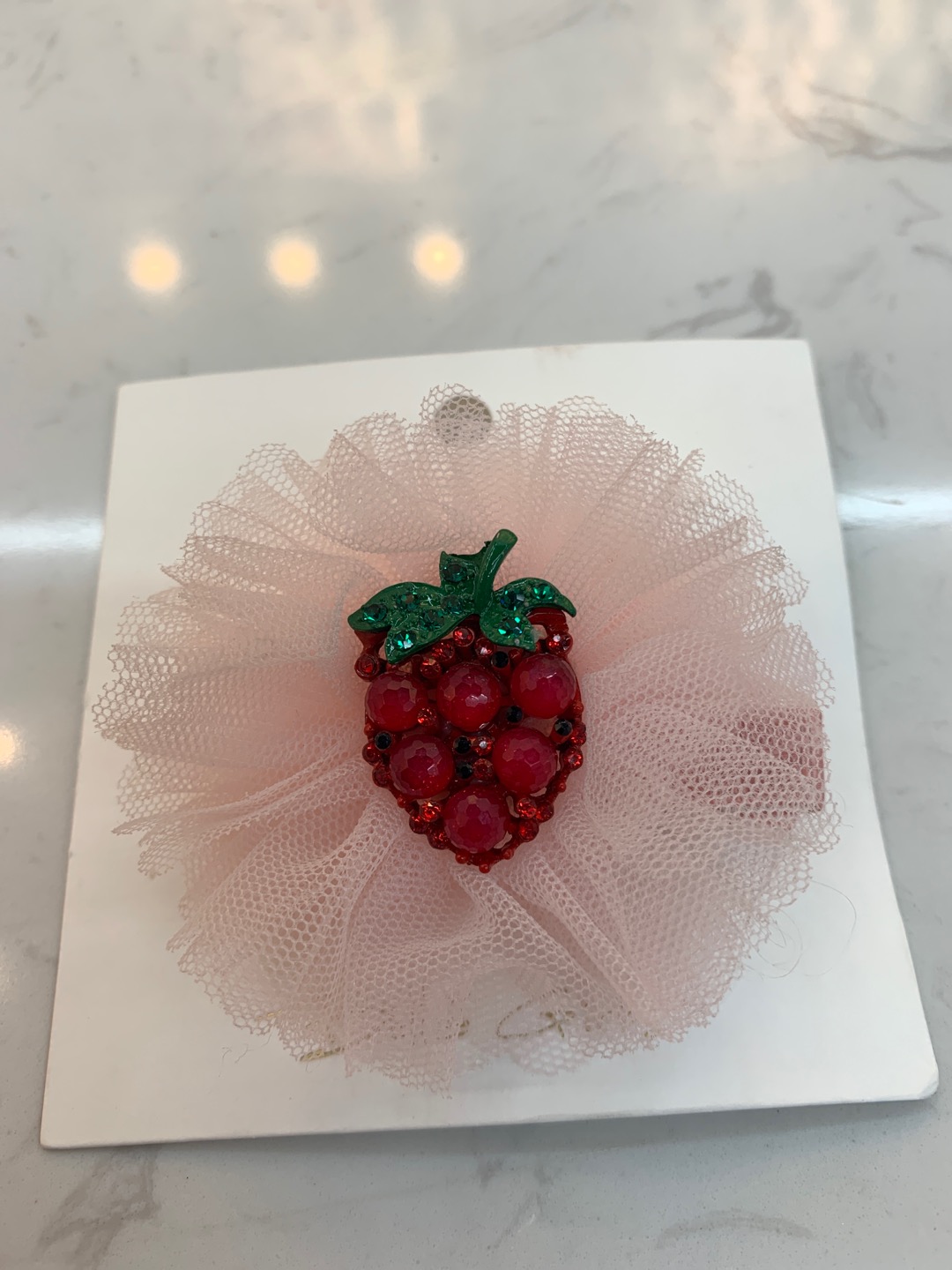 The new red diamond lace strawberry one-word clamp clamp tiara thumbnail