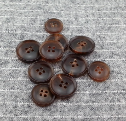 Button-down garment accessories buckle round four-eye suit for men thumbnail