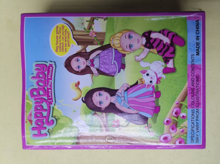 The simulation small doll with comb water cup gift box has a high degree of simulation and is made of silicone material details Picture