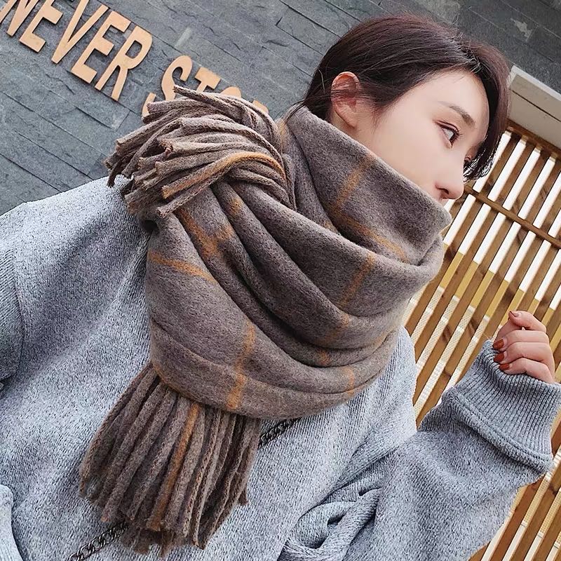 A long, fashionable, candy-colored trendy new autumn and winter scarf for women details Picture