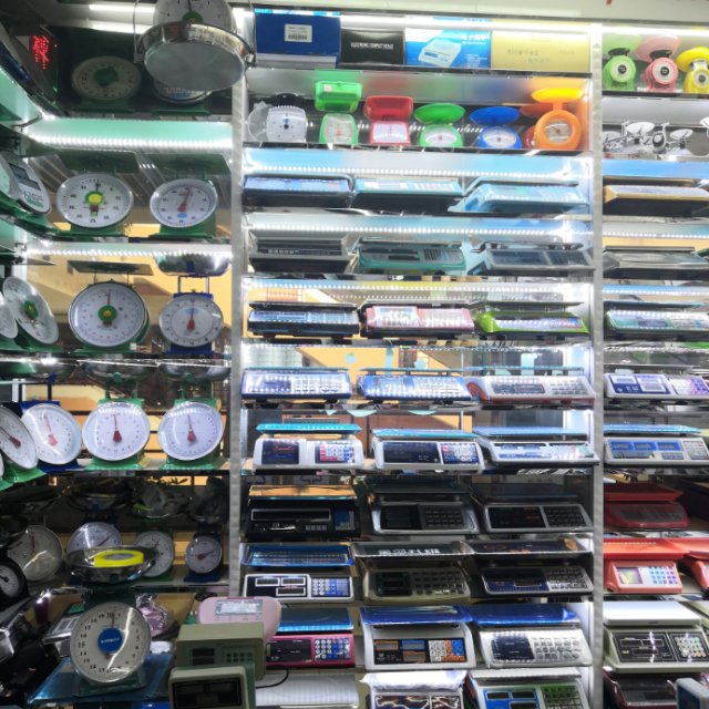 Yiwu Lingwei Weighing Instrument Co., LTD describe pic - 2