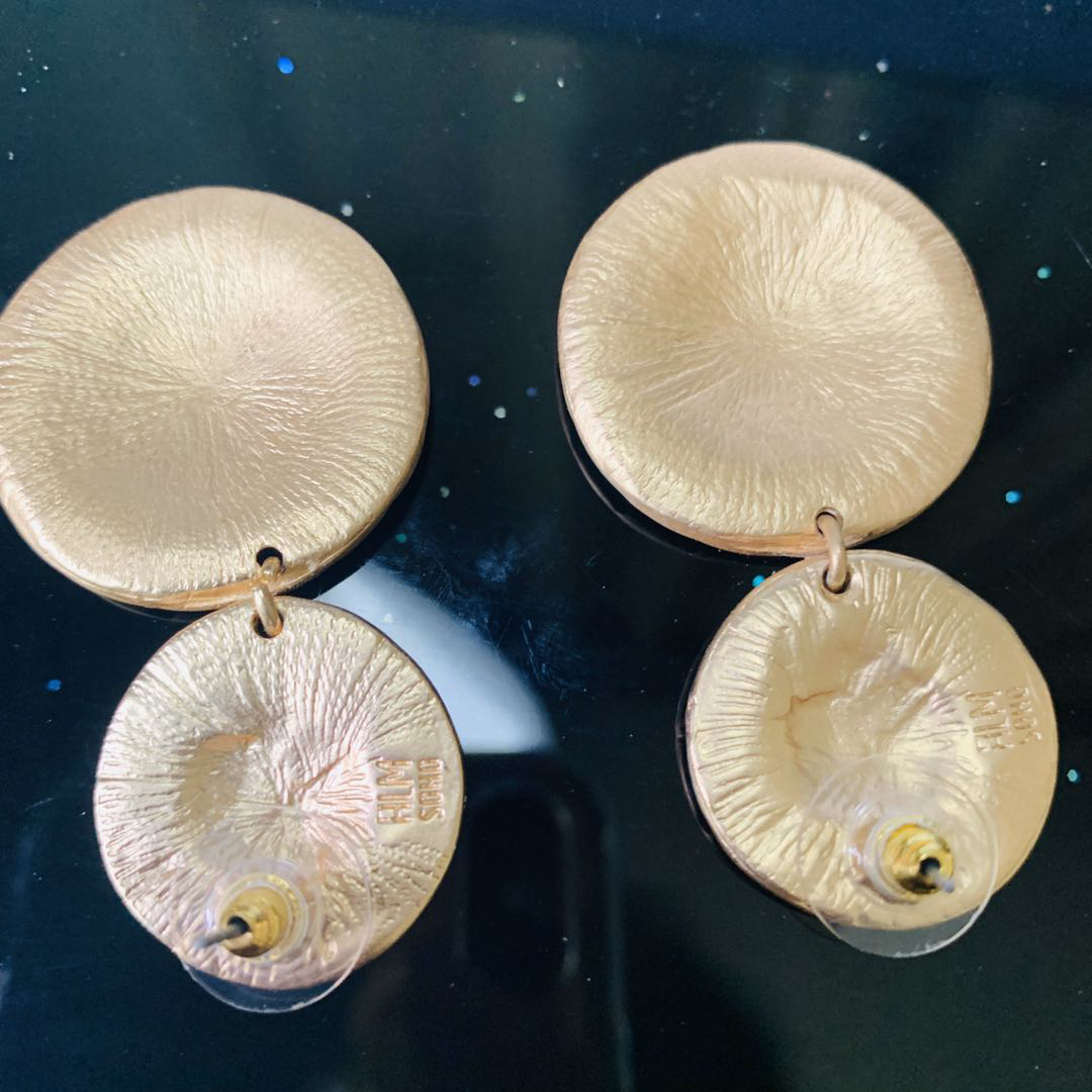 Earrings Alloy Gold Classic Niche Exaggerated Gold Everything Temperament Fashion Street Models Shoot Earrings Earrings Specification drawing