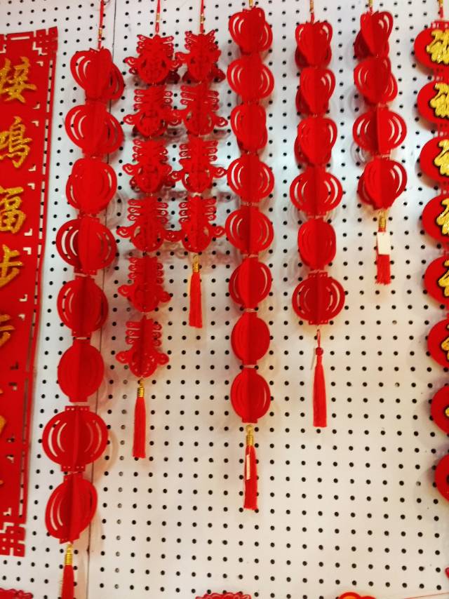 植绒镂空灯笼挂件春节装饰镂空工艺品喜庆节庆用品细节图
