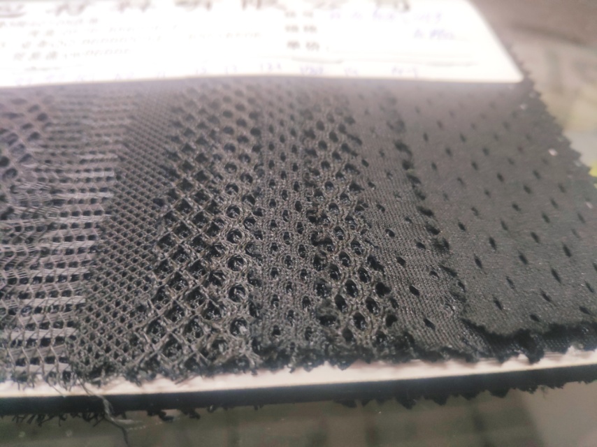 Factory direct sales of the latest 2019A version of mesh fabric and leather, with a large stock of high, medium and low-end luggage, sofa, shoe materials and fabrics Specification image
