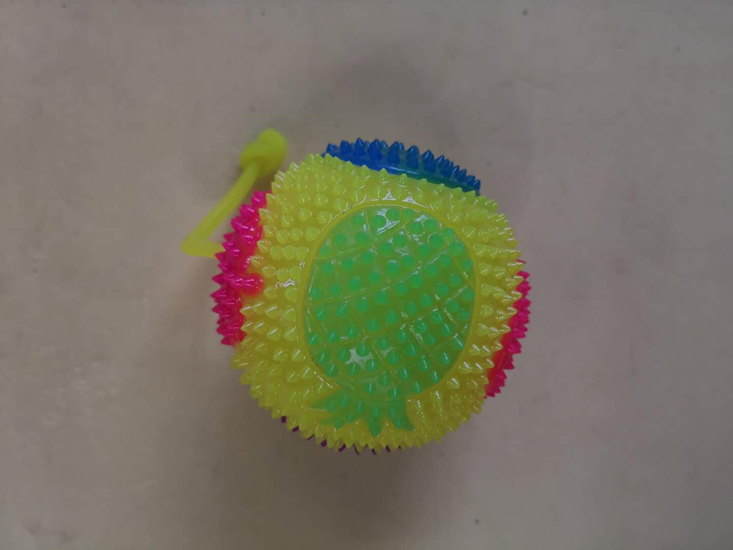 闪光发声水果图案球 闪光发光玩具闪光儿童益智玩具产品图