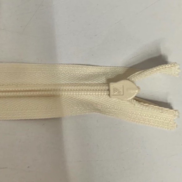 Pants zipper accessories: Nylon zipper, closed short pull lock, clothes pocket, men's trousers, front zipper, off-white zipper Specification image