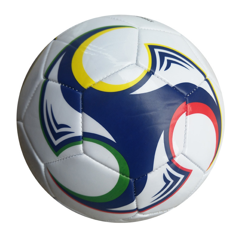 4号5号足球PU机缝材质足球 绕线橡胶内胆足球 中学生成人训练足球