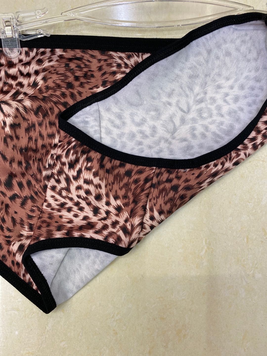 Women's Cotton Antibacterial Inner Crotch Large Size Printed Leopard Series Underwear Specification drawing