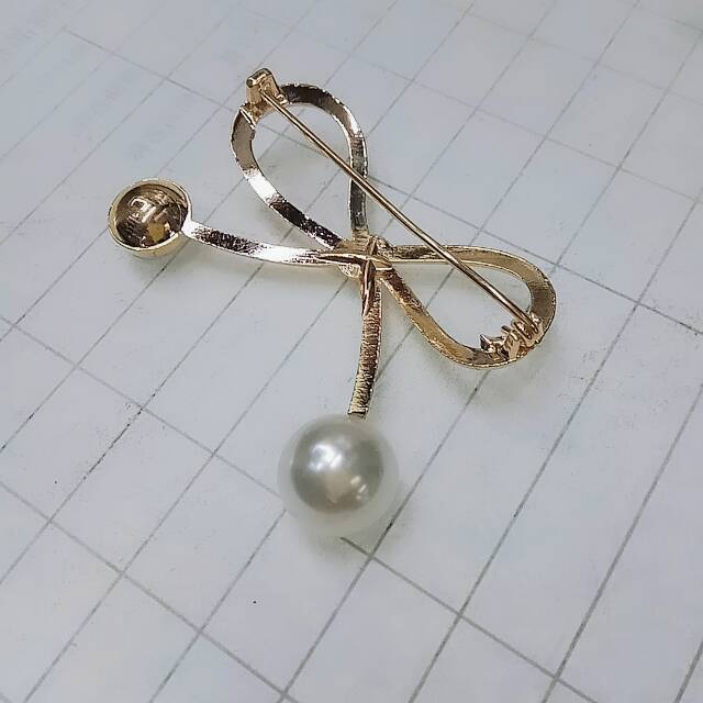 厂家直销合金蝴蝶结锆石胸针饰品配件细节图