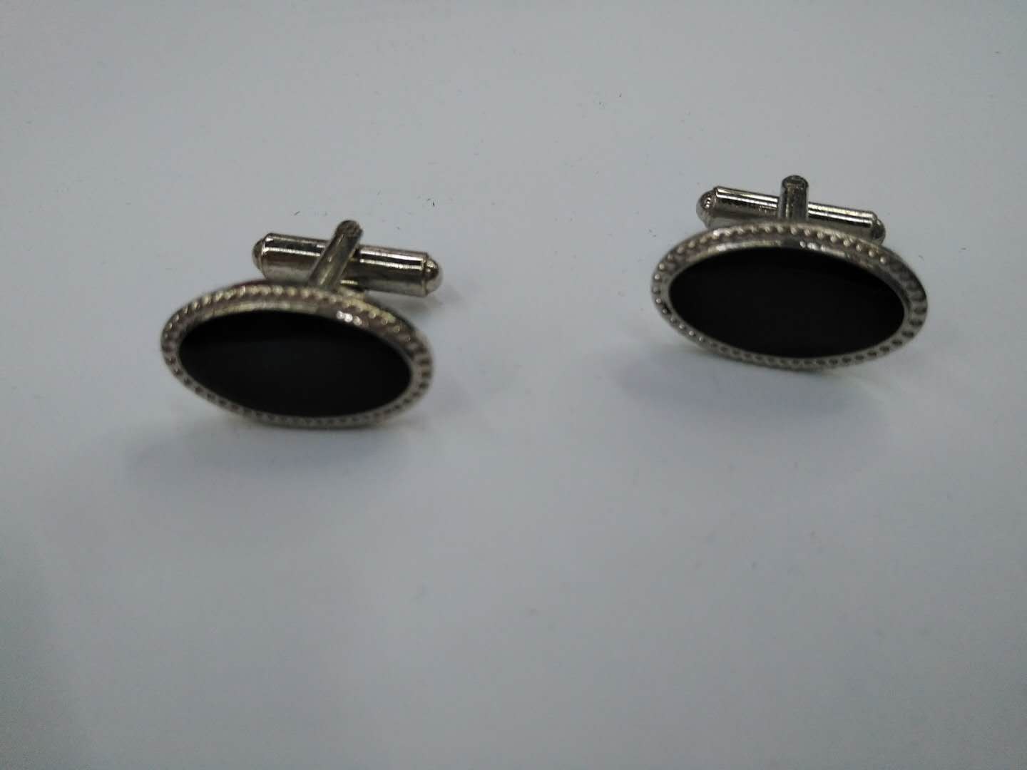 Factory direct sales of high-end suit metal cufflinks, custom-made cufflinks and buttons, factory production and manufacturing